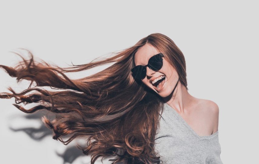 5 tips to keep your hair less oily