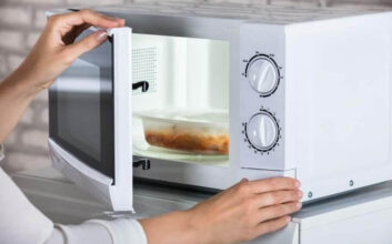 Microwave Oven